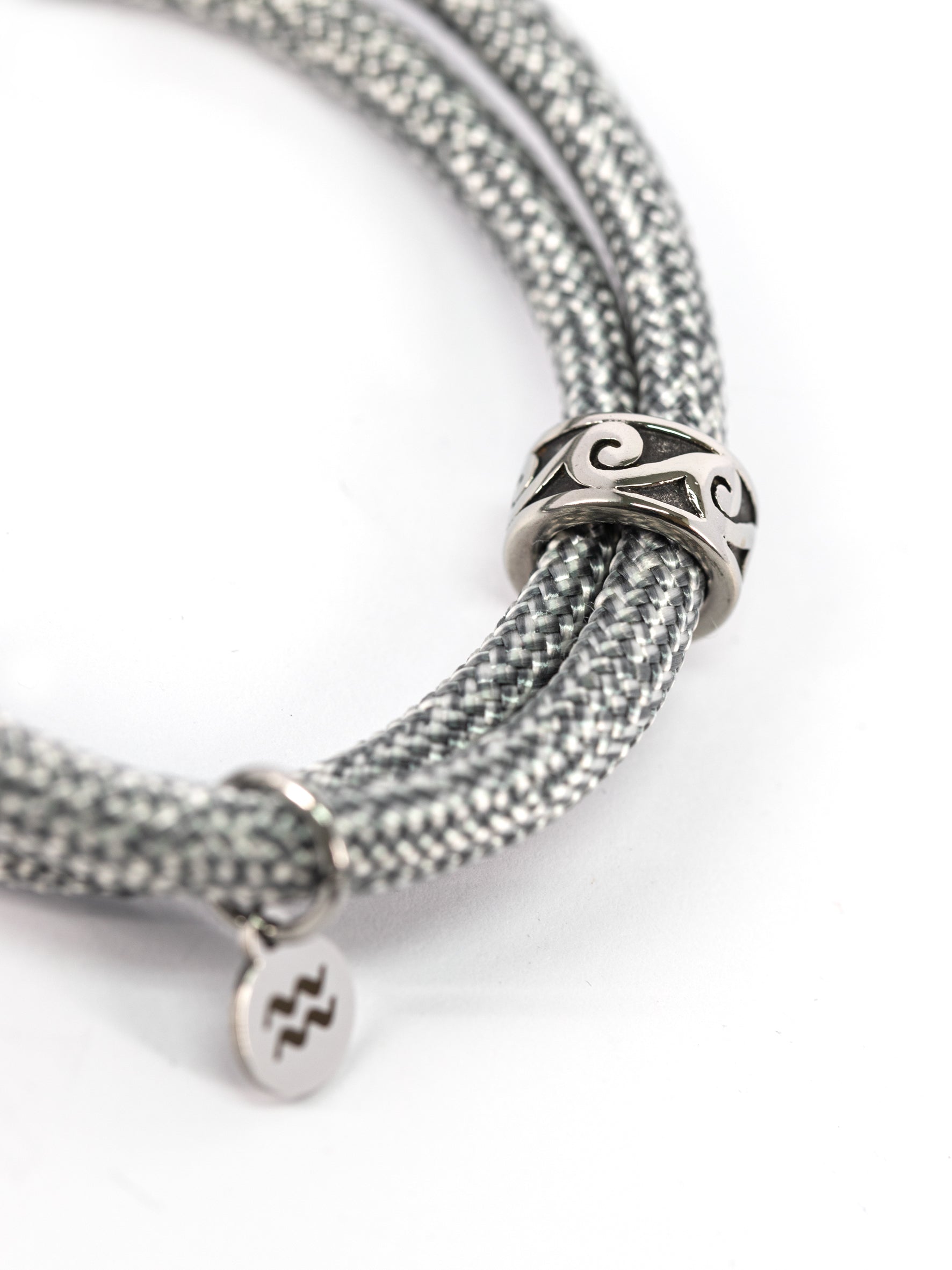 Aqua Beach Recycled Plastic Bracelet - WAVE Grey