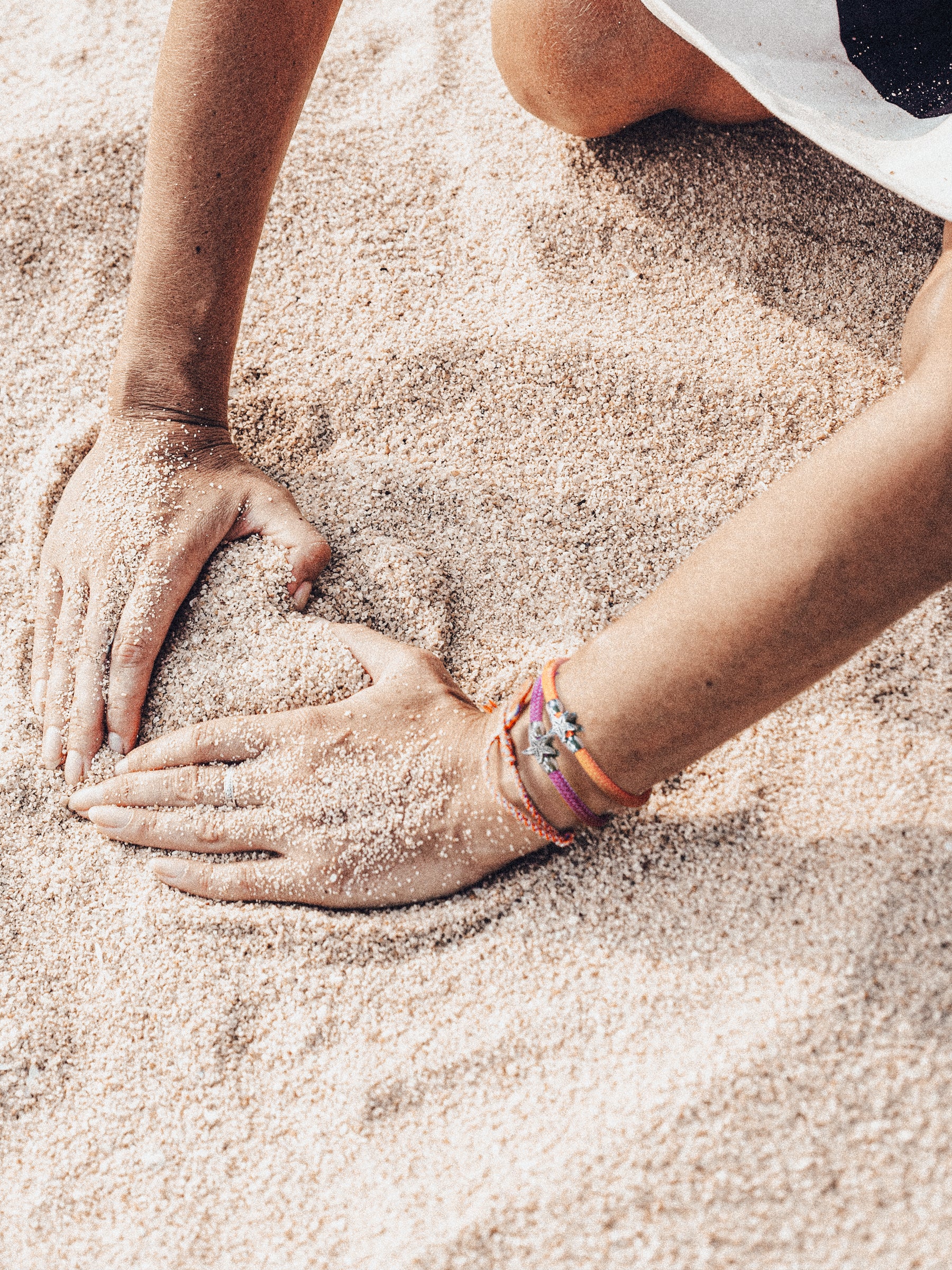 Aqua Beach Starfish Recycled Plastic Bracelet - Bright Orange